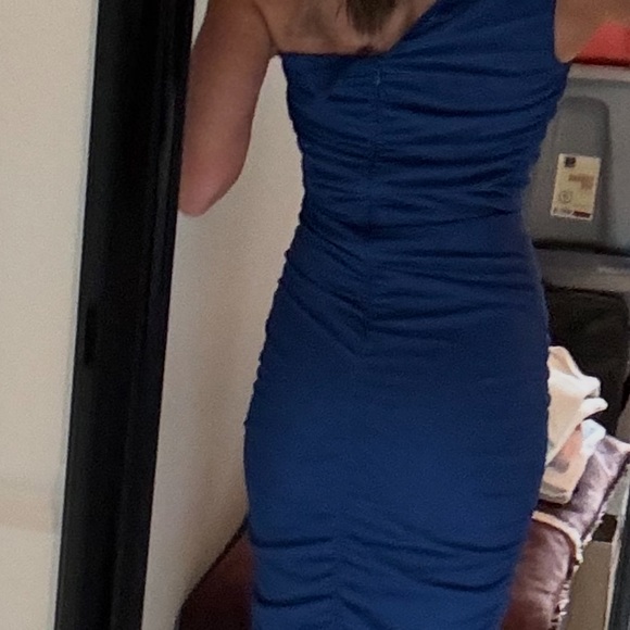 Love by Design Body Con Dress - Picture 2 of 7